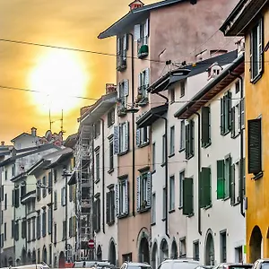 https://bb-belle-arti.it-lombardy.com